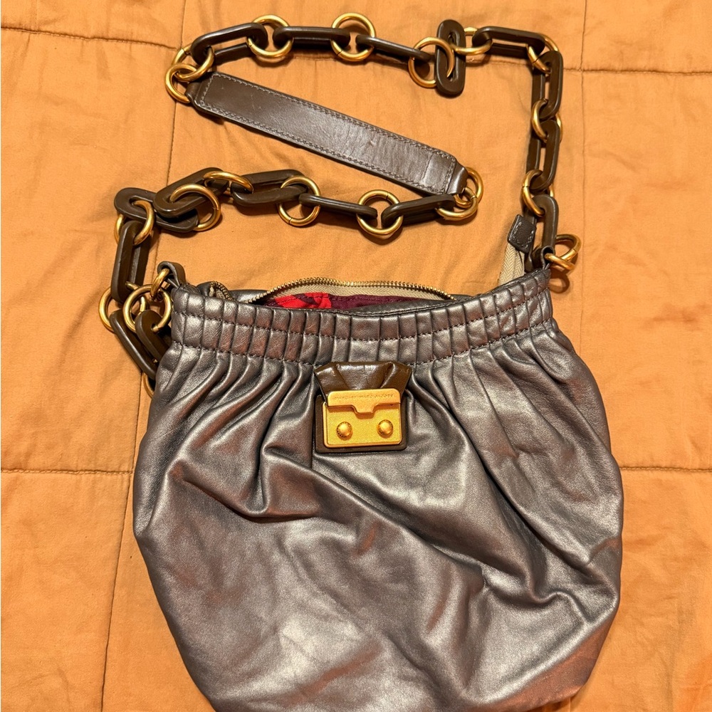 Marc Jacobs Metallic Gray Leather Shoulder Bag with Gold Chain